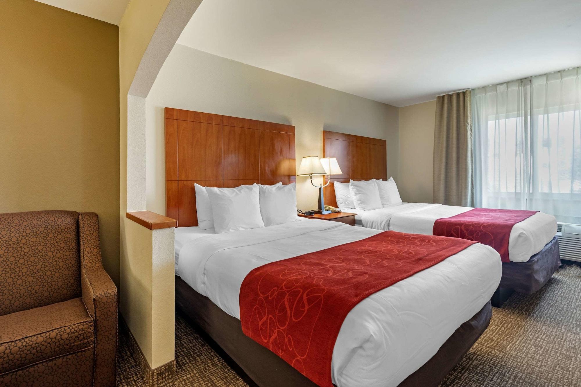 Hotel Comfort North Dallas