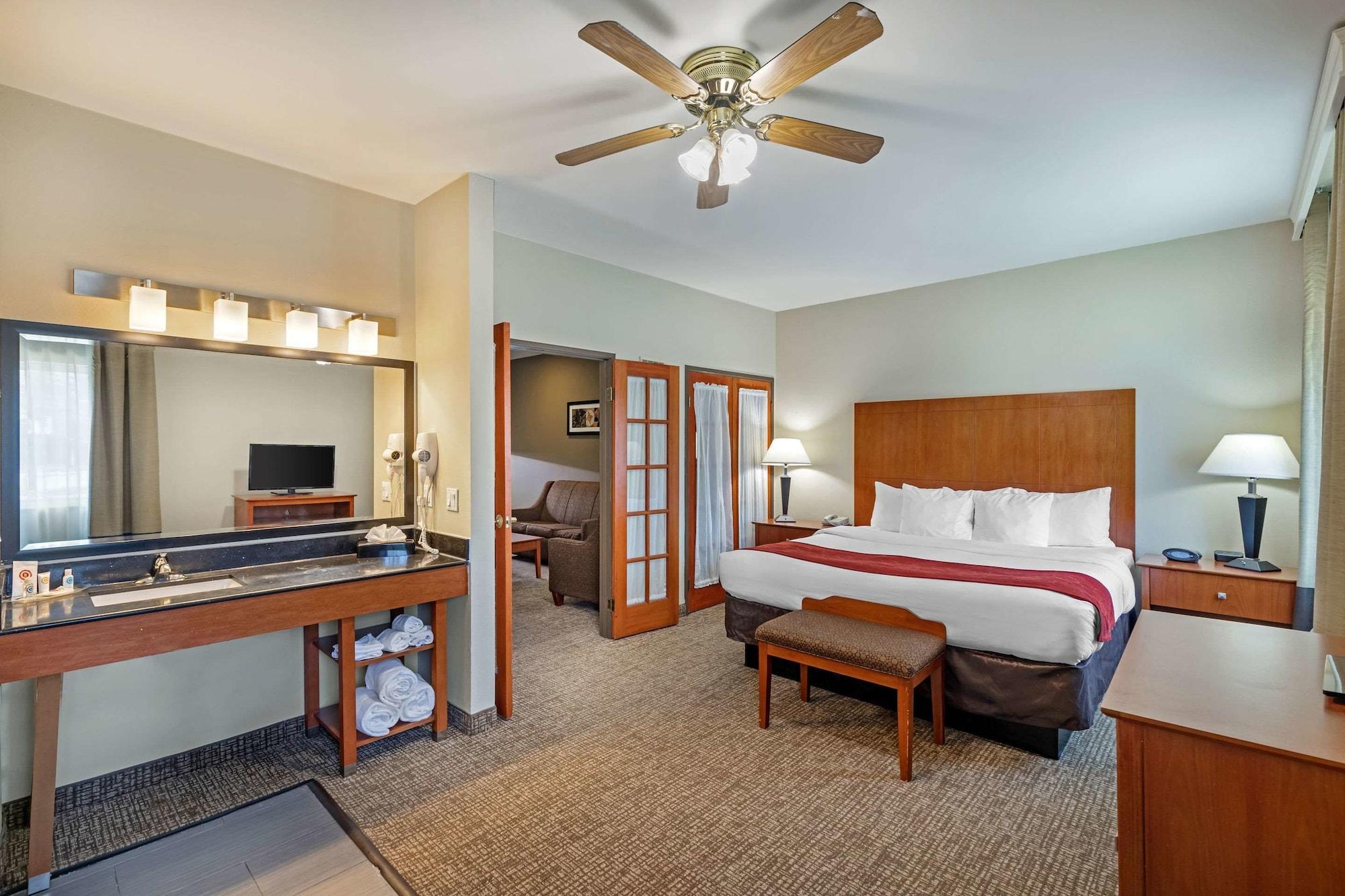 Comfort North Hotel Dallas